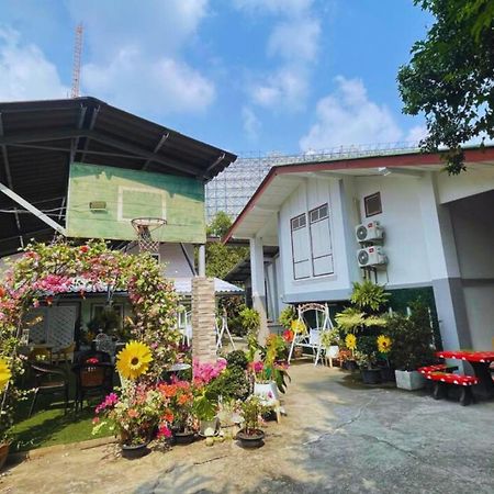 Magic Garden Residence Bangkok Luaran gambar