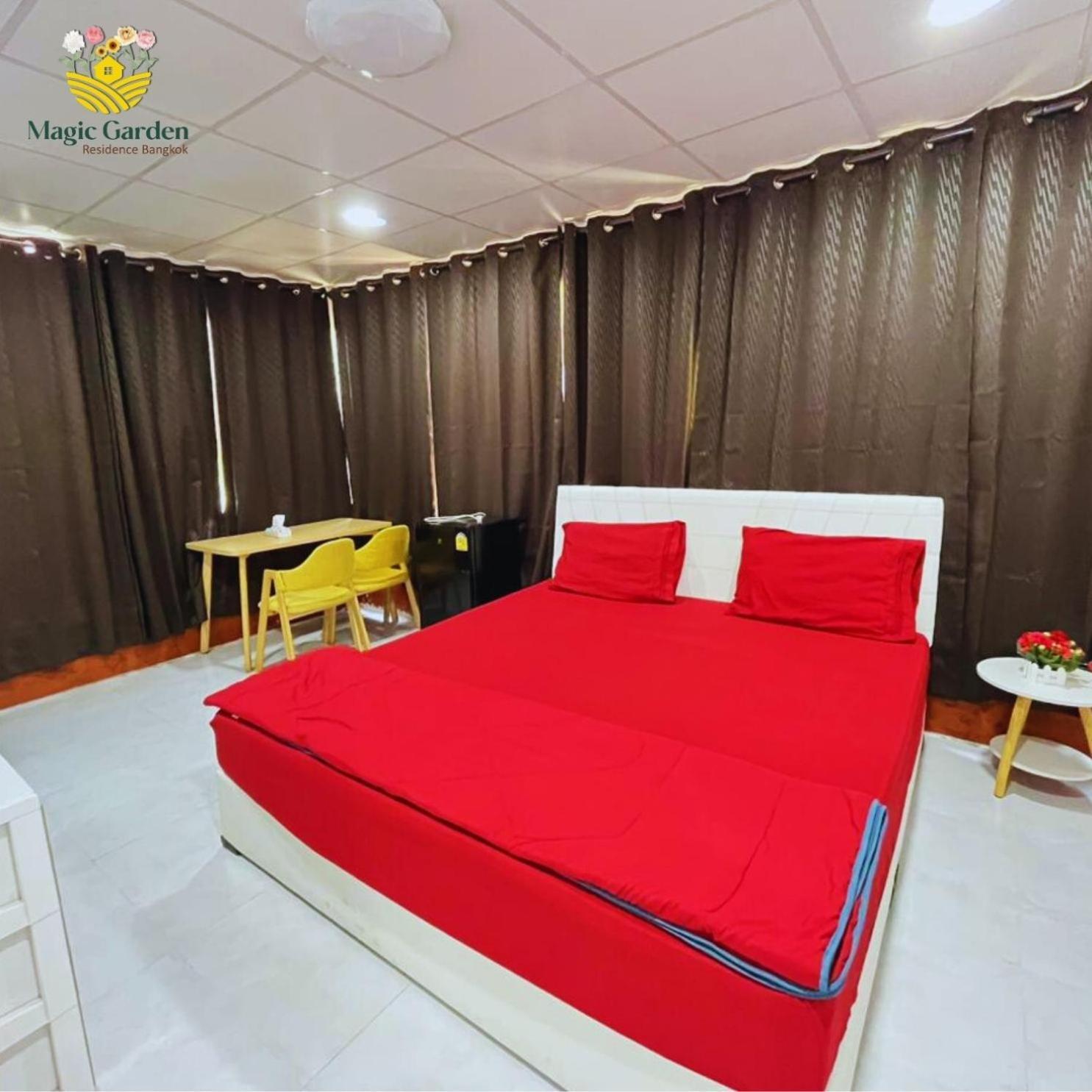 Magic Garden Residence Bangkok Luaran gambar