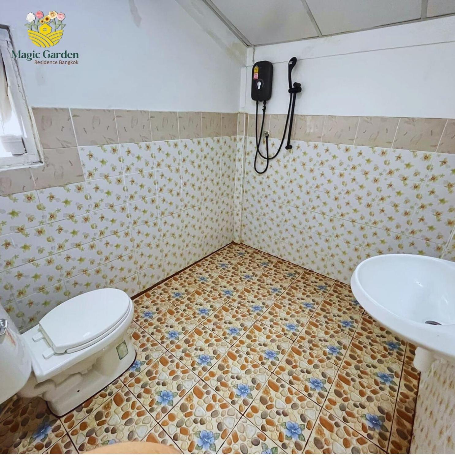 Magic Garden Residence Bangkok Luaran gambar