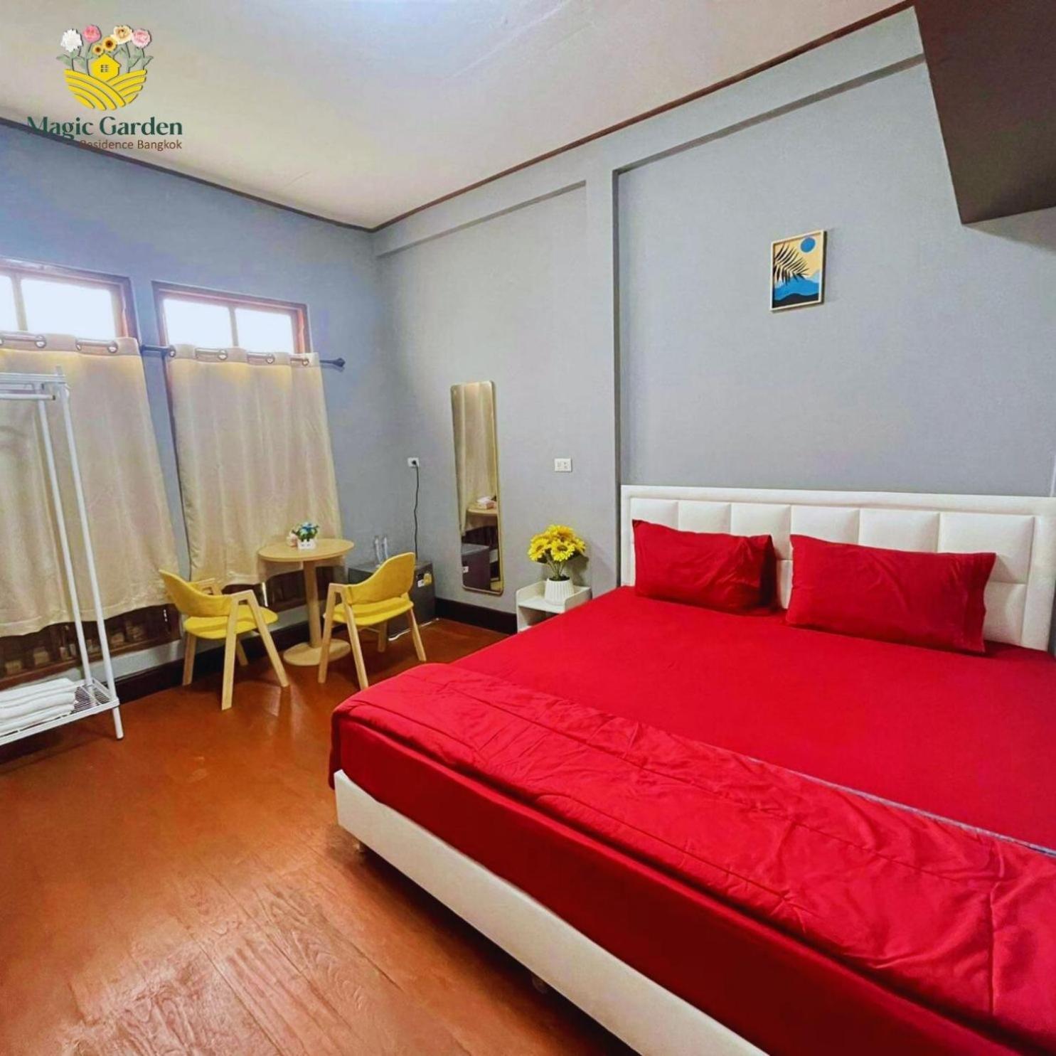 Magic Garden Residence Bangkok Luaran gambar