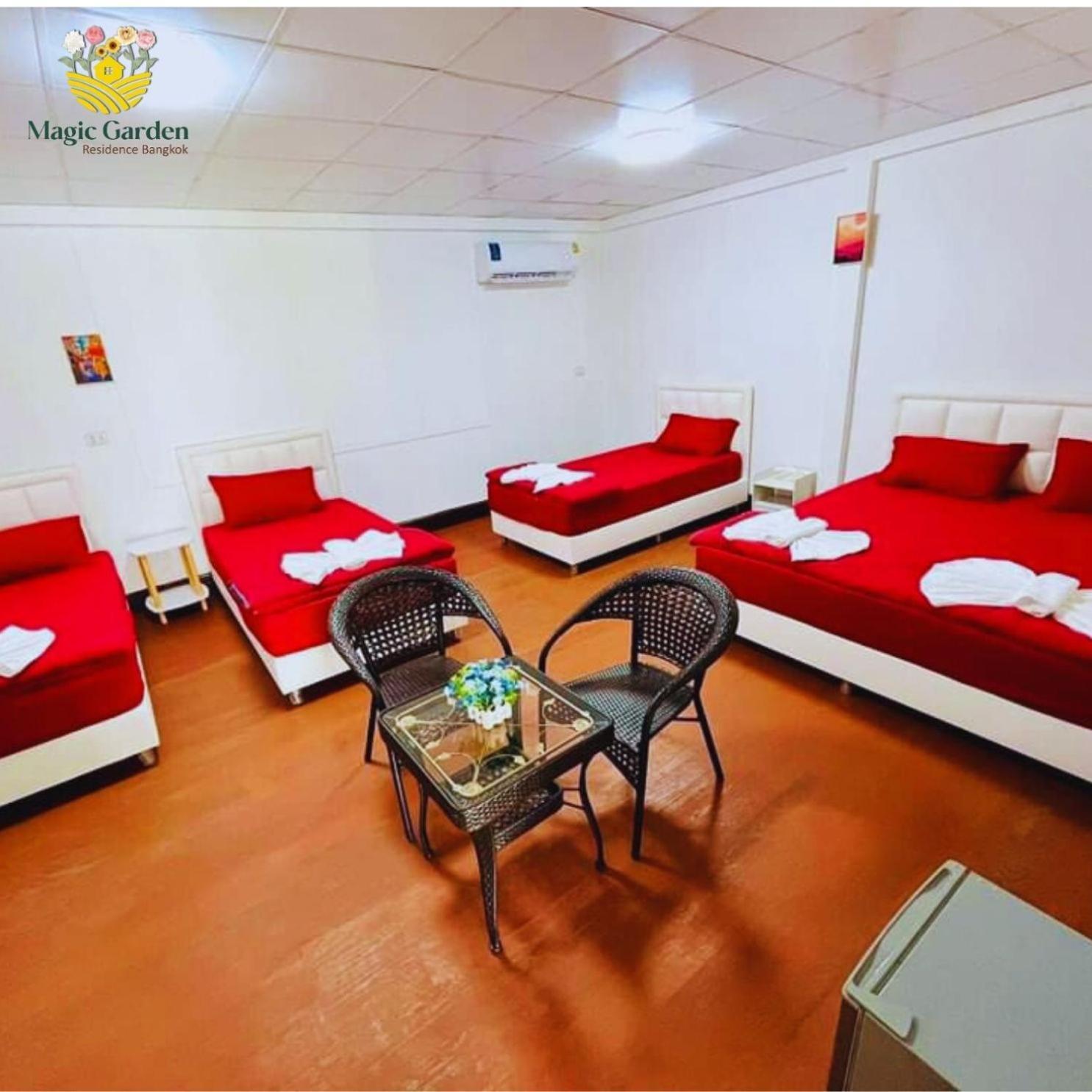 Magic Garden Residence Bangkok Luaran gambar