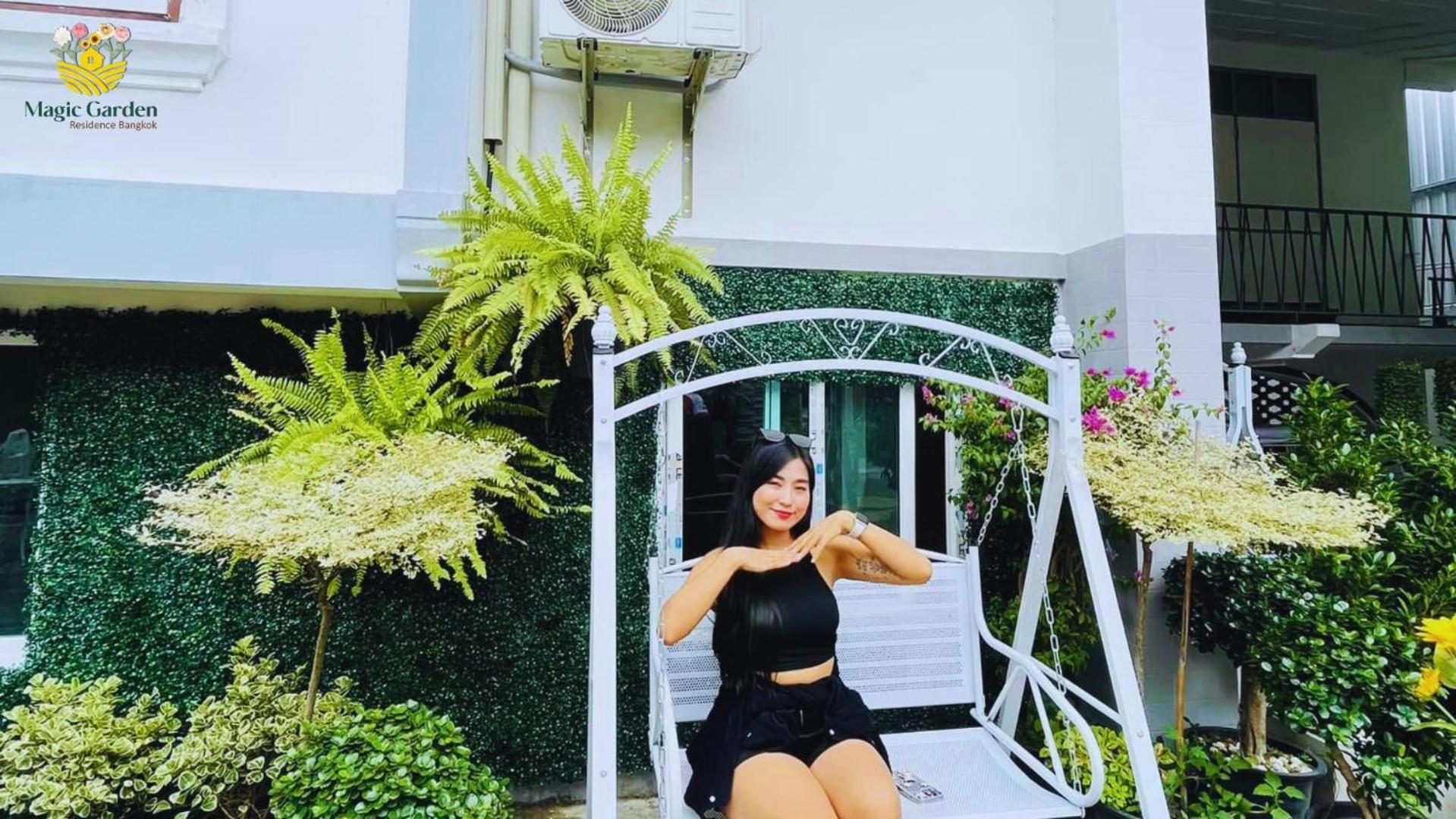 Magic Garden Residence Bangkok Luaran gambar