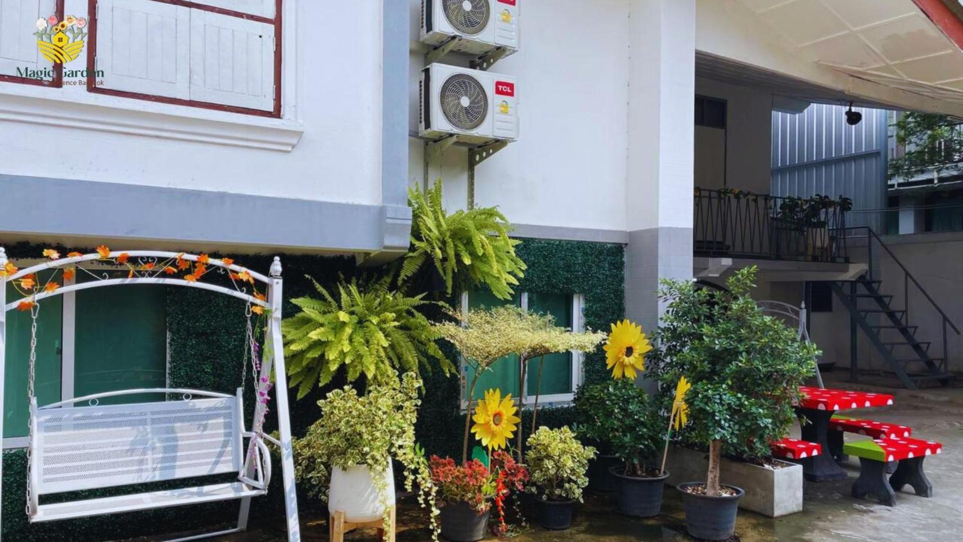 Magic Garden Residence Bangkok Luaran gambar